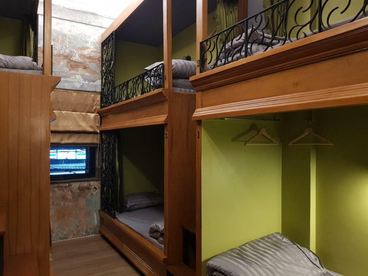 Tepbunthom Hostel Bangkok Dış mekan fotoğraf