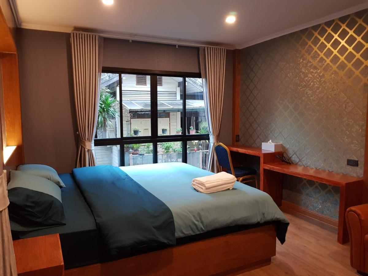 Tepbunthom Hostel Bangkok Dış mekan fotoğraf